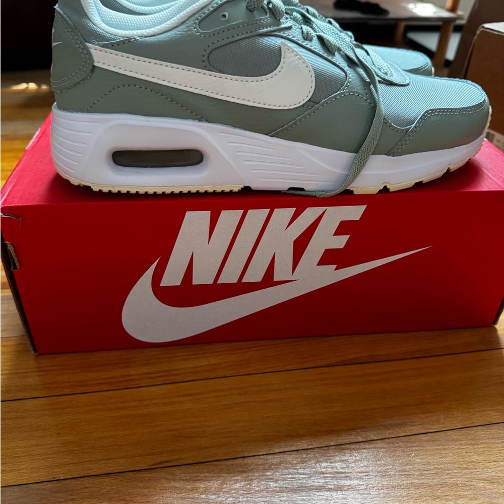 Nike Air Max Sneakers - Green and White